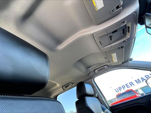 Used 2018 GMC Sierra 1500 SLT image 23