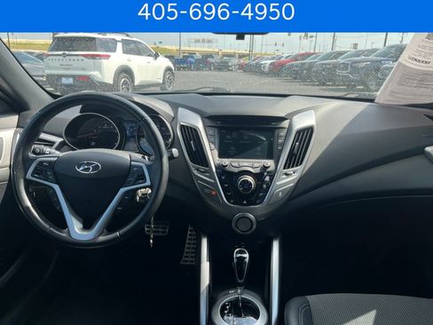 Used 2016 Hyundai Veloster w/ Option Group 02 FWD image 15