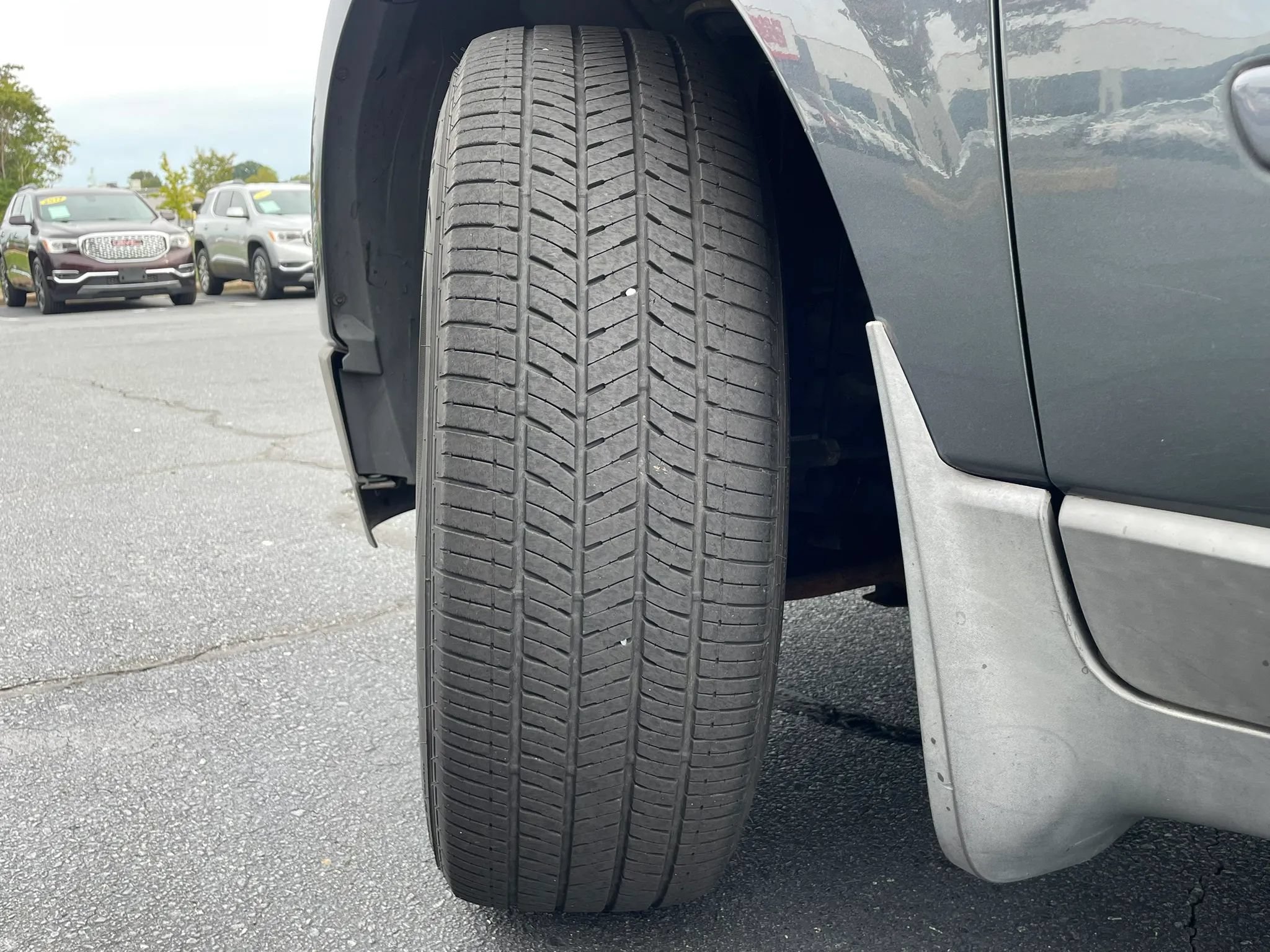 Used 2010 Chevrolet Traverse LT w/ Personal Connectivity Package AWD/4WD image 29