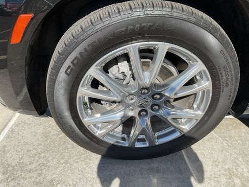 Used 2023 Buick Enclave Essence w/ Experience Buick Package FWD image 12