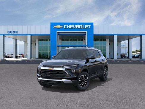 New 2026 Chevrolet TrailBlazer LT w/ Convenience Package FWD image 8