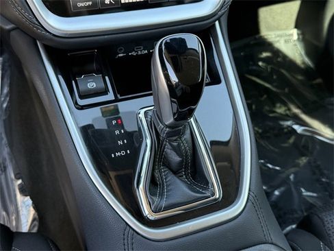 Used 2024 Subaru Outback Premium image 20