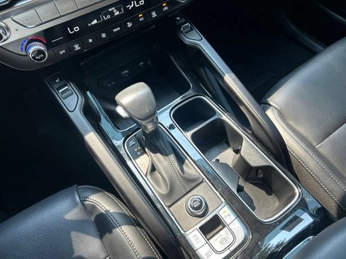 Used 2024 Kia Telluride S FWD image 15