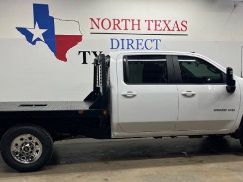 Used 2022 Chevrolet Silverado 2500 LT w/ Convenience Package AWD/4WD image 5