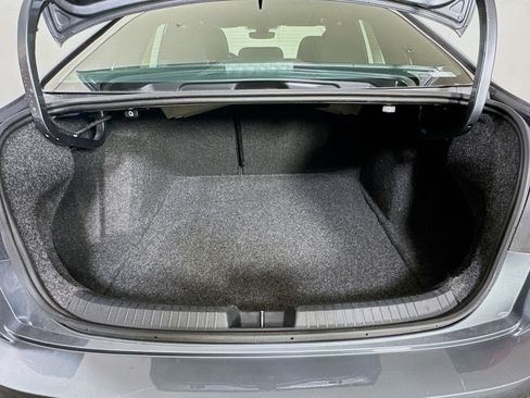 Used 2025 Volkswagen Jetta Sport FWD image 28