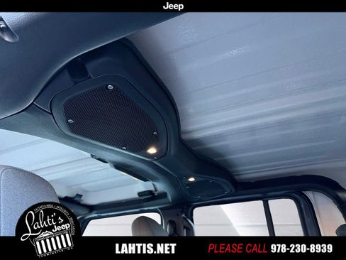 New 2026 Jeep Gladiator Sport image 14