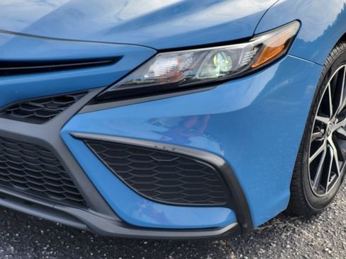 Used 2023 Toyota Camry SE image 7