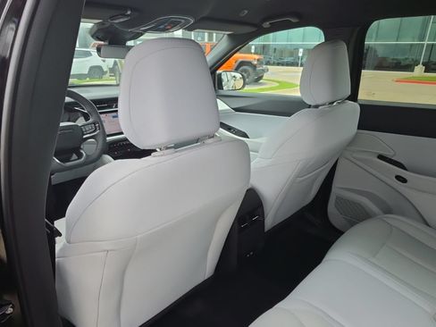 New 2026 Jeep Cherokee Laredo AWD/4WD image 15