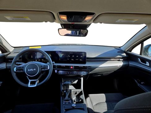 Used 2025 Kia K5 LXS image 12