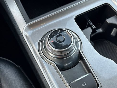 Used 2023 Ford Edge SEL image 21