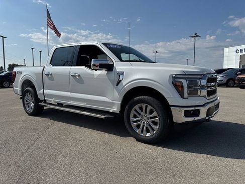 New 2025 Ford F150 Lariat w/ Equipment Group 501A Mid image 9