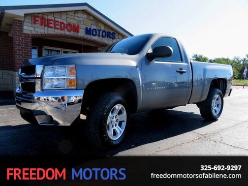 Used 2013 Chevrolet Silverado 1500 W/T RWD image 1