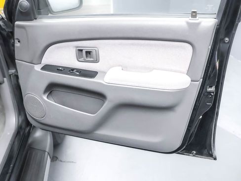 Used 2001 Toyota 4Runner SR5 image 21