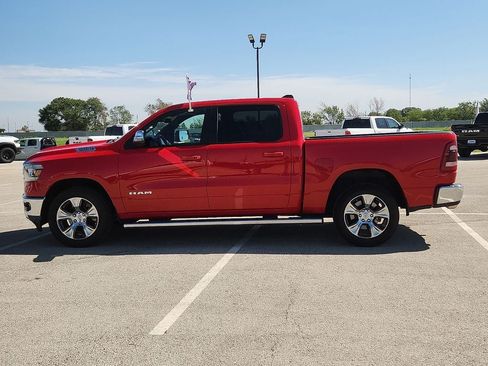Used 2023 RAM 1500 Laramie AWD/4WD image 2
