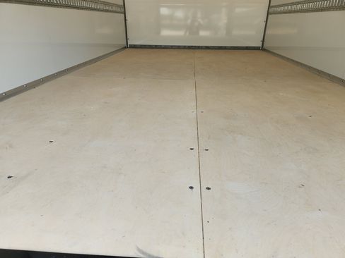 New 2025 Chevrolet Express 3500 w/ Power Convenience Package image 31