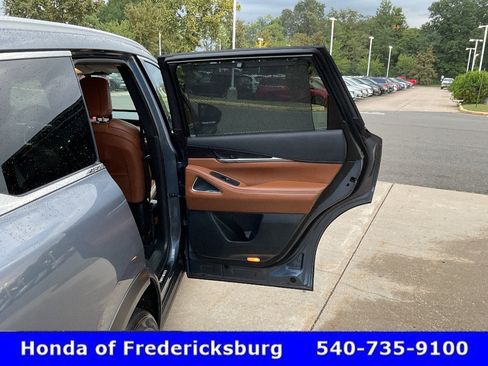 Used 2023 INFINITI QX60 Sensory w/ Vision Package AWD/4WD image 21