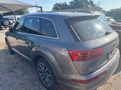 Used 2017 Audi Q7 3.0T Premium Plus w/ Premium Plus Package AWD/4WD image 6