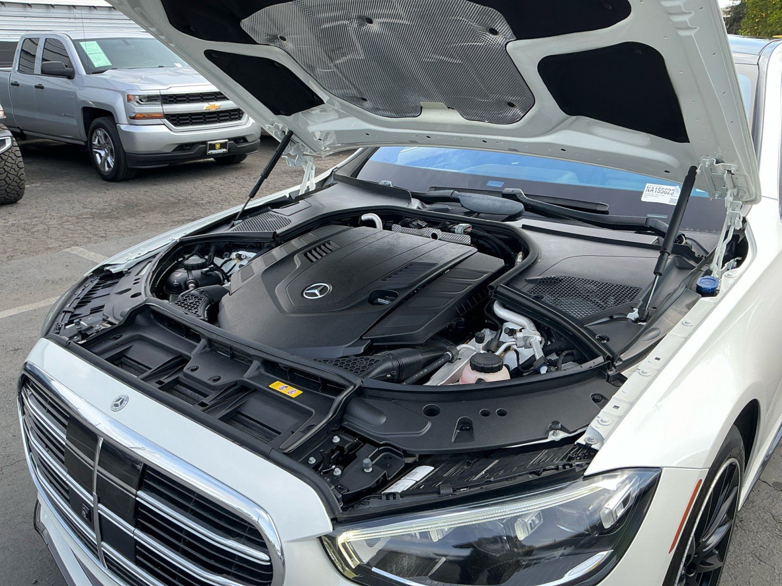 Used 2022 Mercedes-Benz S 580 4MATIC Sedan w/ AMG Line Package image 24
