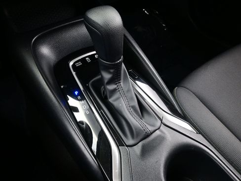 Used 2023 Toyota Corolla LE image 20