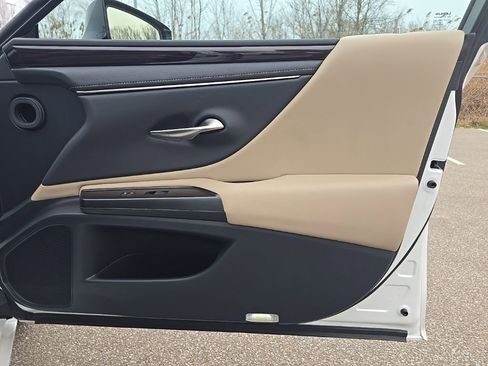 Used 2019 Lexus ES 350 Luxury image 29