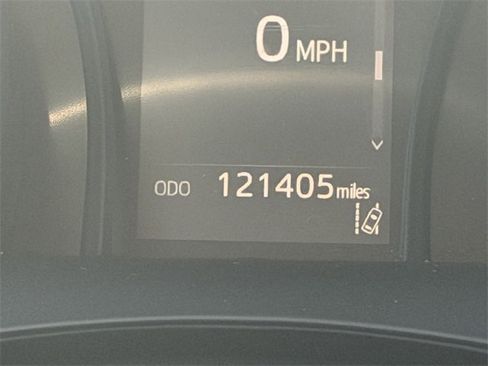 Used 2019 Toyota Camry SE image 30