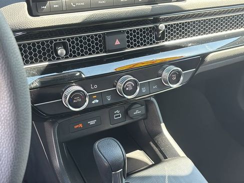 Used 2023 Honda Civic LX image 20