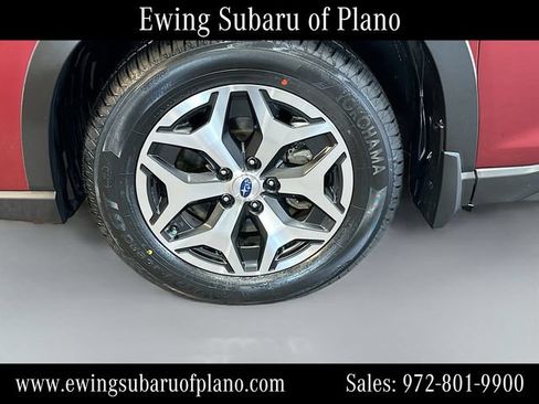 Used 2024 Subaru Forester Premium AWD/4WD image 32