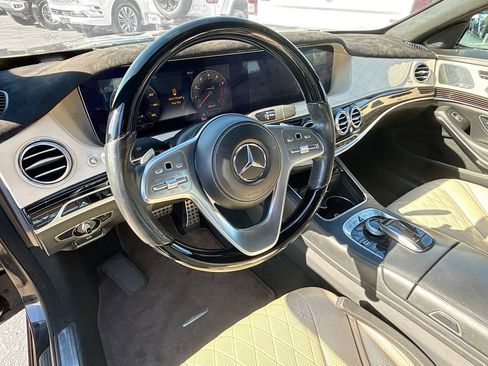 Used 2019 Mercedes-Benz S 560 4MATIC Sedan image 12
