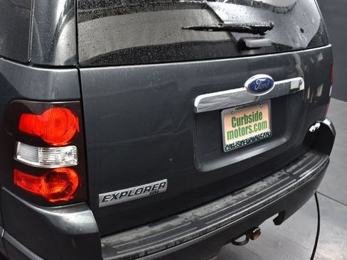 Used 2010 Ford Explorer XLT AWD/4WD image 21