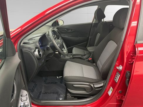 Used 2019 Hyundai Kona SE AWD/4WD image 9