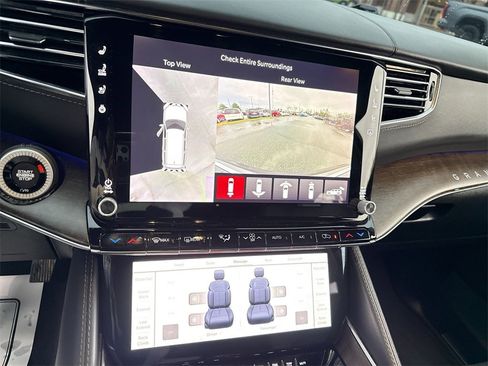 Used 2022 Jeep Grand Wagoneer Series I w/ Rear Seat Video Group 1 image 22