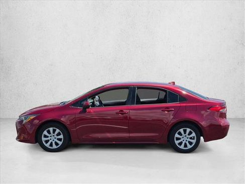 Used 2022 Toyota Corolla LE FWD image 8