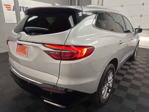 Used 2022 Buick Enclave Premium image 9
