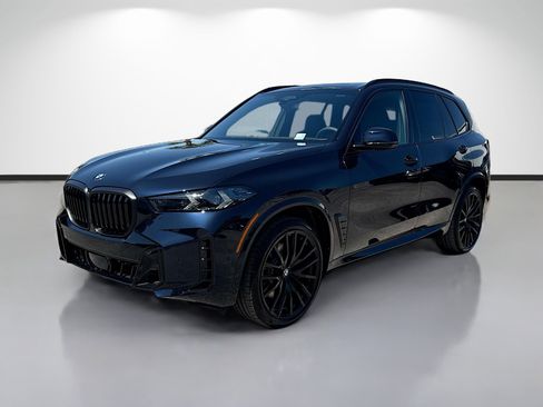 New 2026 BMW X5 xDrive40i w/ M Sport Package AWD/4WD image 7
