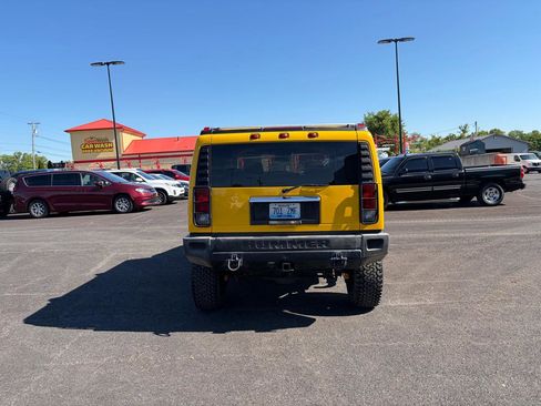 Used 2005 HUMMER H2 w/ Preferred Equipment Group AWD/4WD image 4