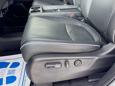 Used 2022 Honda Odyssey Elite image 26