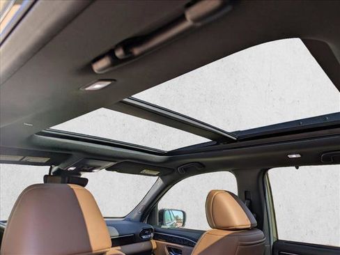 Certified 2026 Honda Passport TrailSport Elite image 17