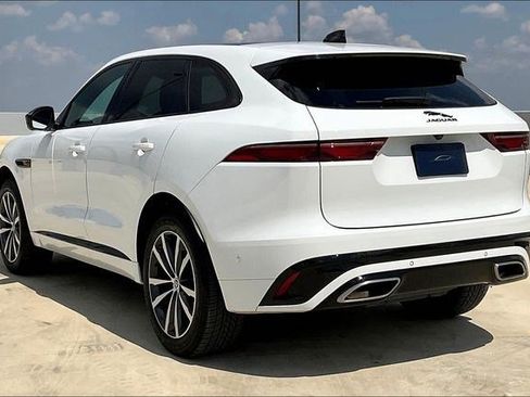 Used 2025 Jaguar F-PACE R-Dynamic S image 15