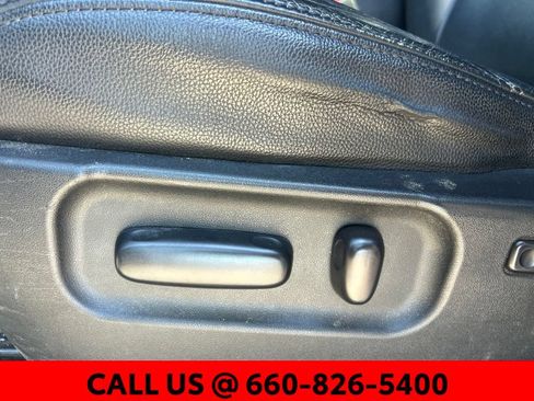 Used 2021 Toyota Tacoma TRD Sport AWD/4WD image 11