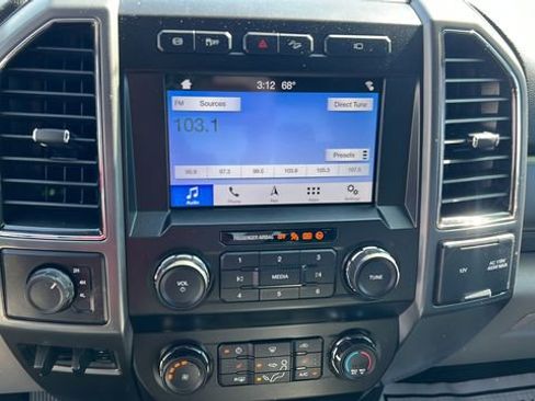 Used 2019 Ford F450 XLT w/ XLT Premium Package AWD/4WD image 13