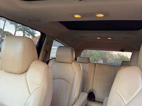 Used 2011 Chevrolet Traverse LTZ w/ LPO, 'HIT The Road' Package image 25