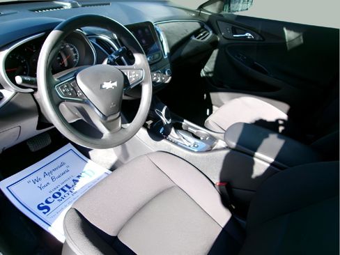 Used 2024 Chevrolet Malibu LS image 12