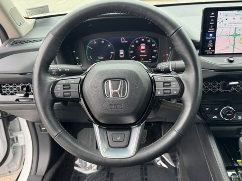 Certified 2025 Honda Accord Touring image 23