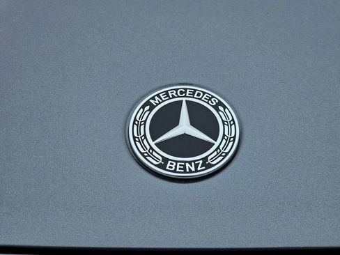 Used 2025 Mercedes-Benz GLA 250 image 10