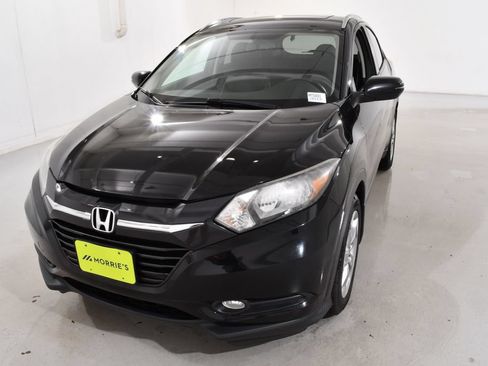 Used 2017 Honda HR-V EX-L image 2