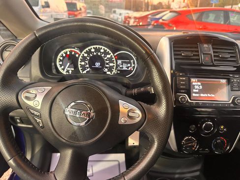 Used 2015 Nissan Versa Note SR image 13