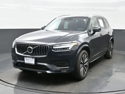 Used 2021 Volvo XC90 T6 Momentum w/ Advanced Package