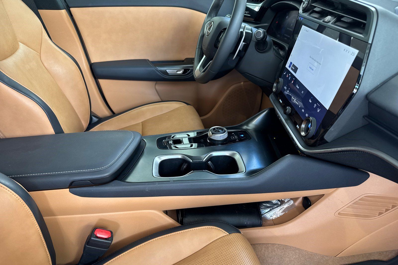 Certified 2023 Lexus RZ 450e Premium w/ Technology Package AWD/4WD image 20