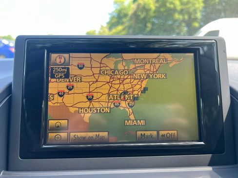 Used 2011 Lexus CT 200h Premium w/ Premium Audio Pkg FWD image 24