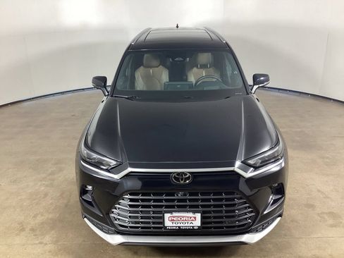 Used 2025 Toyota Grand Highlander AWD Hybrid image 2